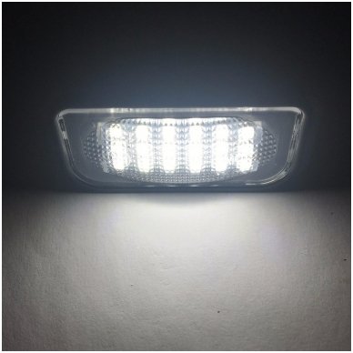 Sertifikuotas 2x LED MB W220 99-05 S-class 18 SMD 3w/12v numerio apšvietimo lemputės 7 Sertifikuotas 2x LED MB W220 99-05 S-class 18 SMD 3w/12v numerio apšvietimo lemputės 7
