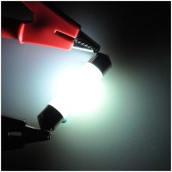 3D LED lemputė C5W / F10 36mm 12 SMD X-treme balta 6000K 2 3D LED lemputė C5W / F10 36mm 12 SMD X-treme balta 6000K 2