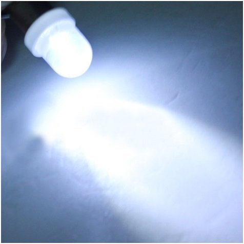 Balta BA9S/ T4W 1 led lemputė 2 Balta BA9S/ T4W 1 led lemputė 2