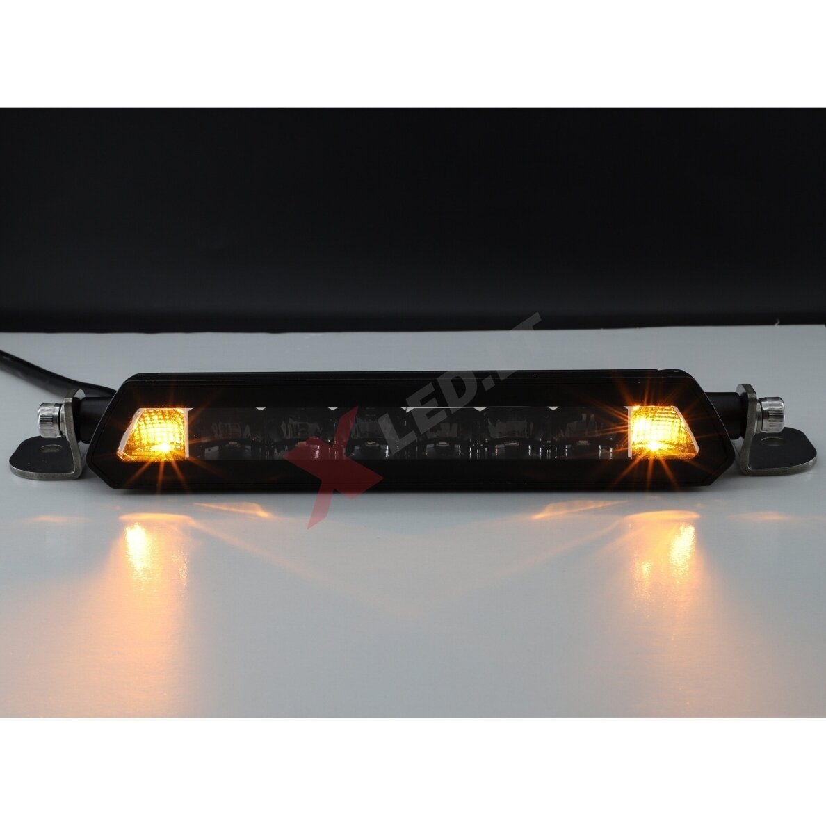 BLACK SLIM LED BAR žibintas 36W 3600LM 12-24V + posūkis ir gabaritas 27cm. 7 BLACK SLIM LED BAR žibintas 36W 3600LM 12-24V + posūkis ir gabaritas 27cm. 7