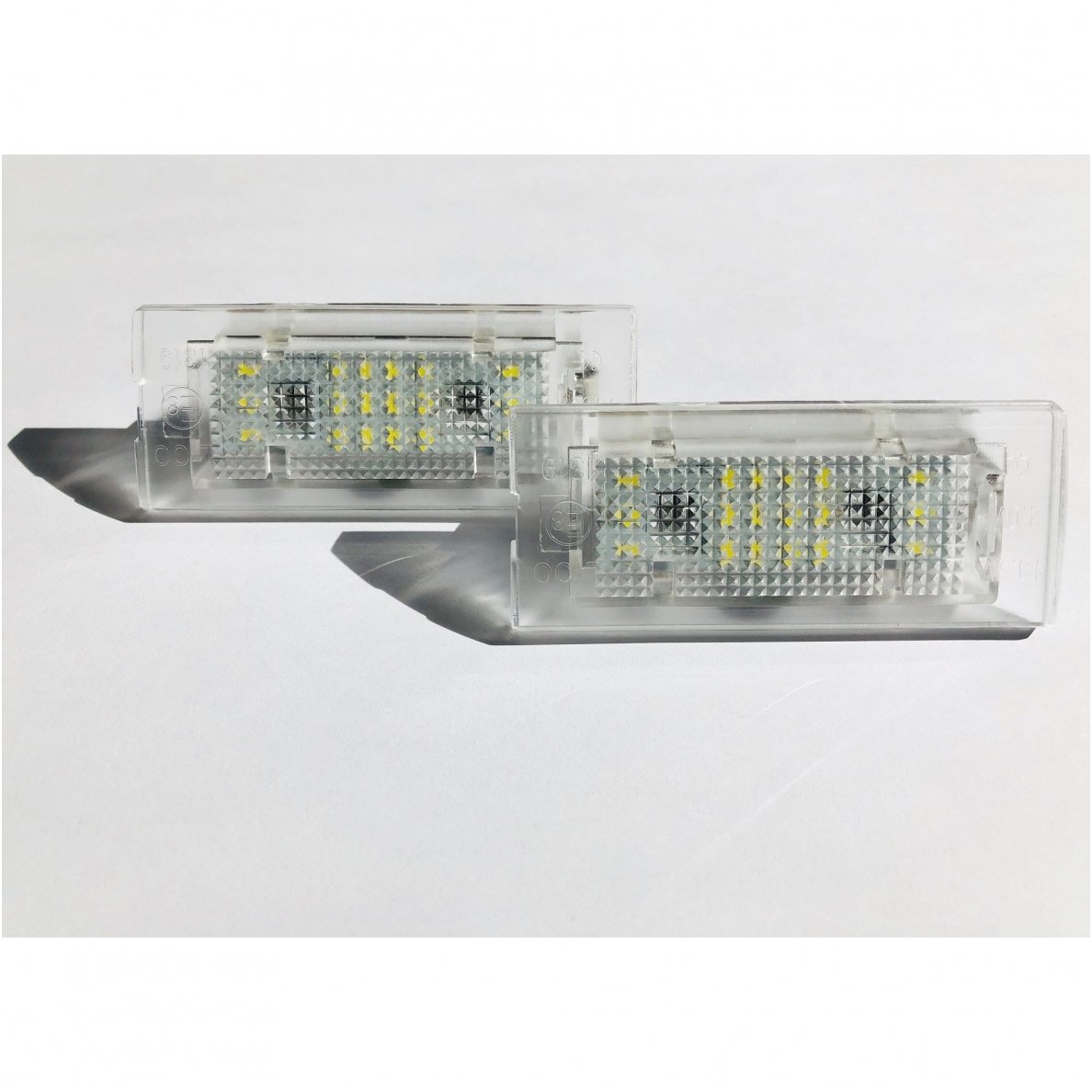BMW X5 E53 /X3 E83 2X Sertifikuotas Led OEM Error-free numerio apšvietimo 18 SMD 5000K 3 BMW X5 E53 /X3 E83 2X Sertifikuotas Led OEM Error-free numerio apšvietimo 18 SMD 5000K 3