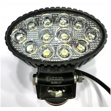 EMC LED plataus švietimo darbo žibintas 36W, 10-30V, 12 LED 1 EMC LED plataus švietimo darbo žibintas 36W, 10-30V, 12 LED 1