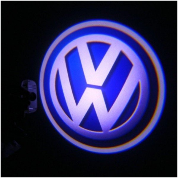 VOLKSWAGEN VW automobilio LED 3D logotipas šešėlis į duris šviečiantis ant žemės- įgręžiamas 1 VOLKSWAGEN VW automobilio LED 3D logotipas šešėlis į duris šviečiantis ant žemės- įgręžiamas 1