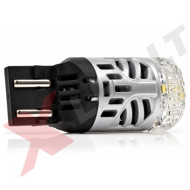 XLED W21/5W - 7443 SUPER LASER +800% X-TREME CAN-BUS LED lemputė į dienos DRL žibintą balta 6000K 6 XLED W21/5W - 7443 SUPER LASER +800% X-TREME CAN-BUS LED lemputė į dienos DRL žibintą balta 6000K 6